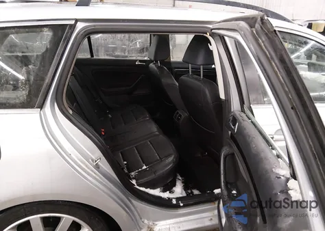 2012 Volkswagen Jetta Sportwagen 2.0L Tdi z USA, uszkodzony, nr VIN 3VWML7AJ3CM651002